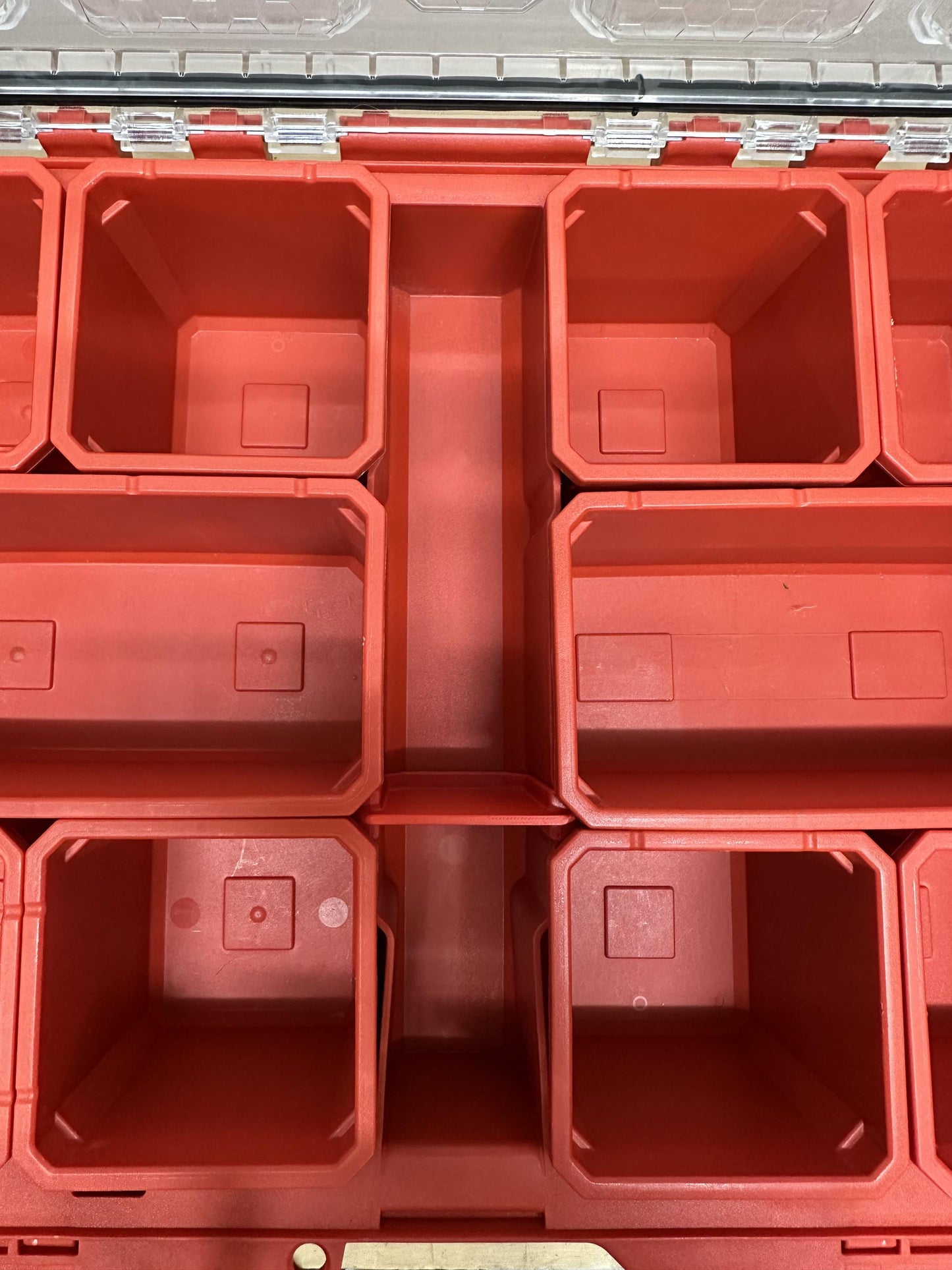 Milwaukee PACKOUT organizer with BHIND center dividers